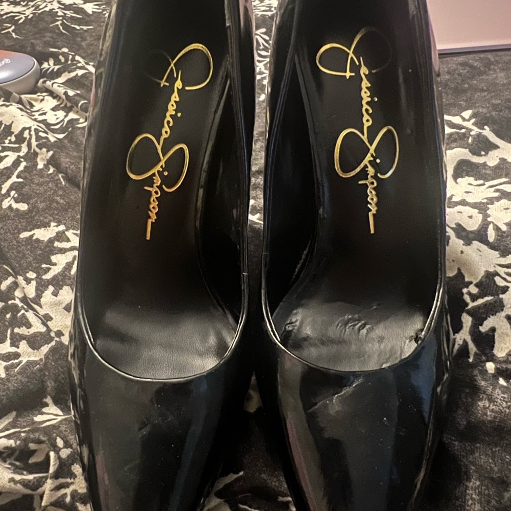 Jessica Simpson Glossy Black Heels